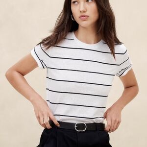 Banana Republic Factory Linen blend t-shirt